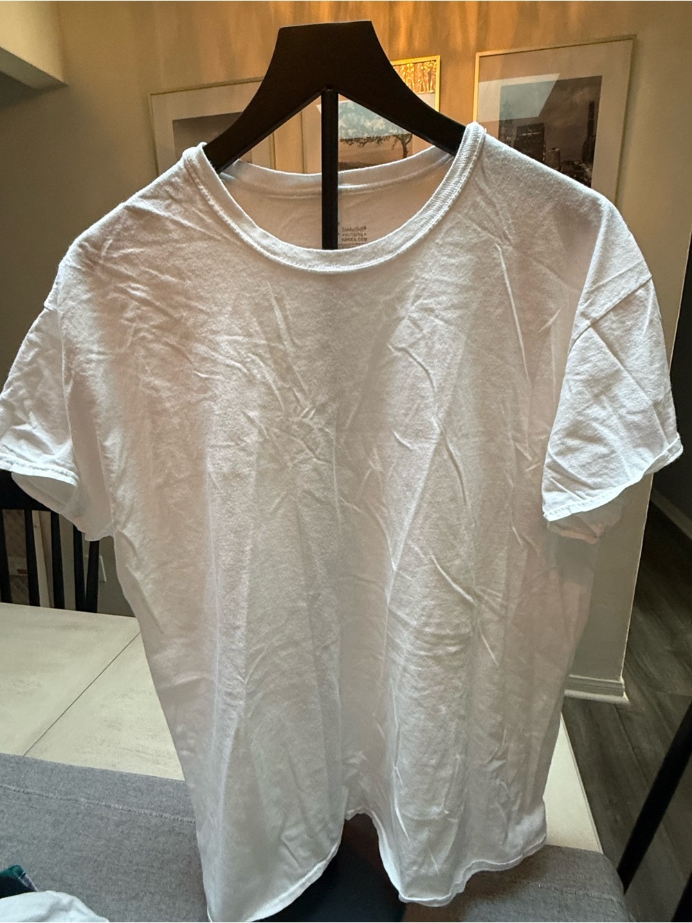 Classic Men's White Short Sleeve Crew Tee